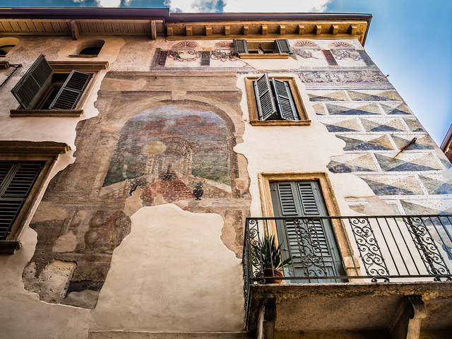 Verona Building Art